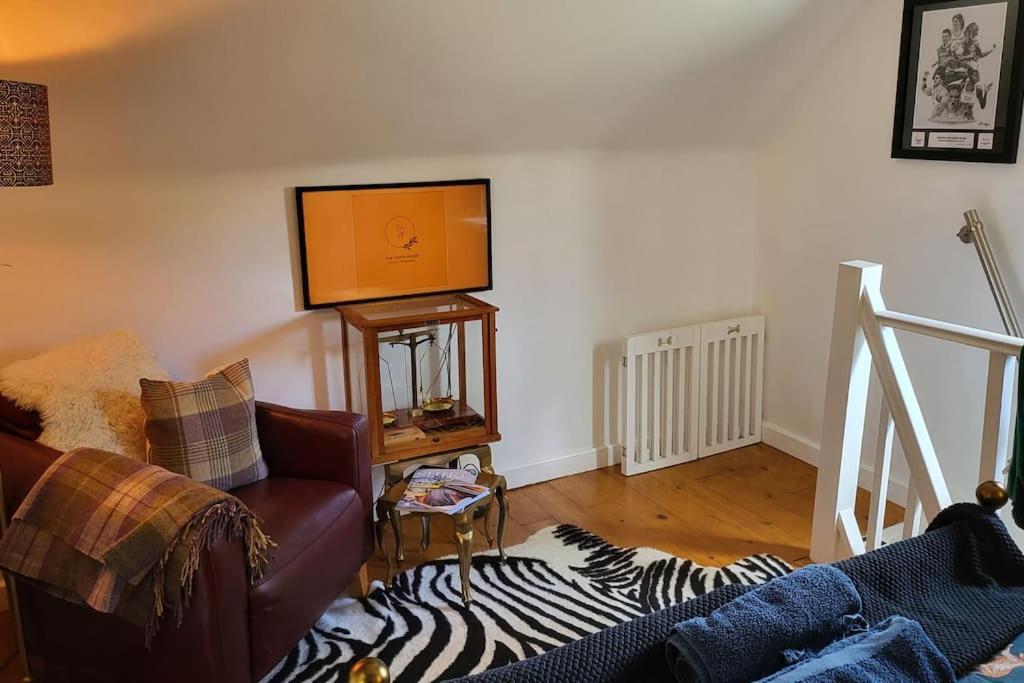 The Hanging Gate Coach House Telford Extérieur photo