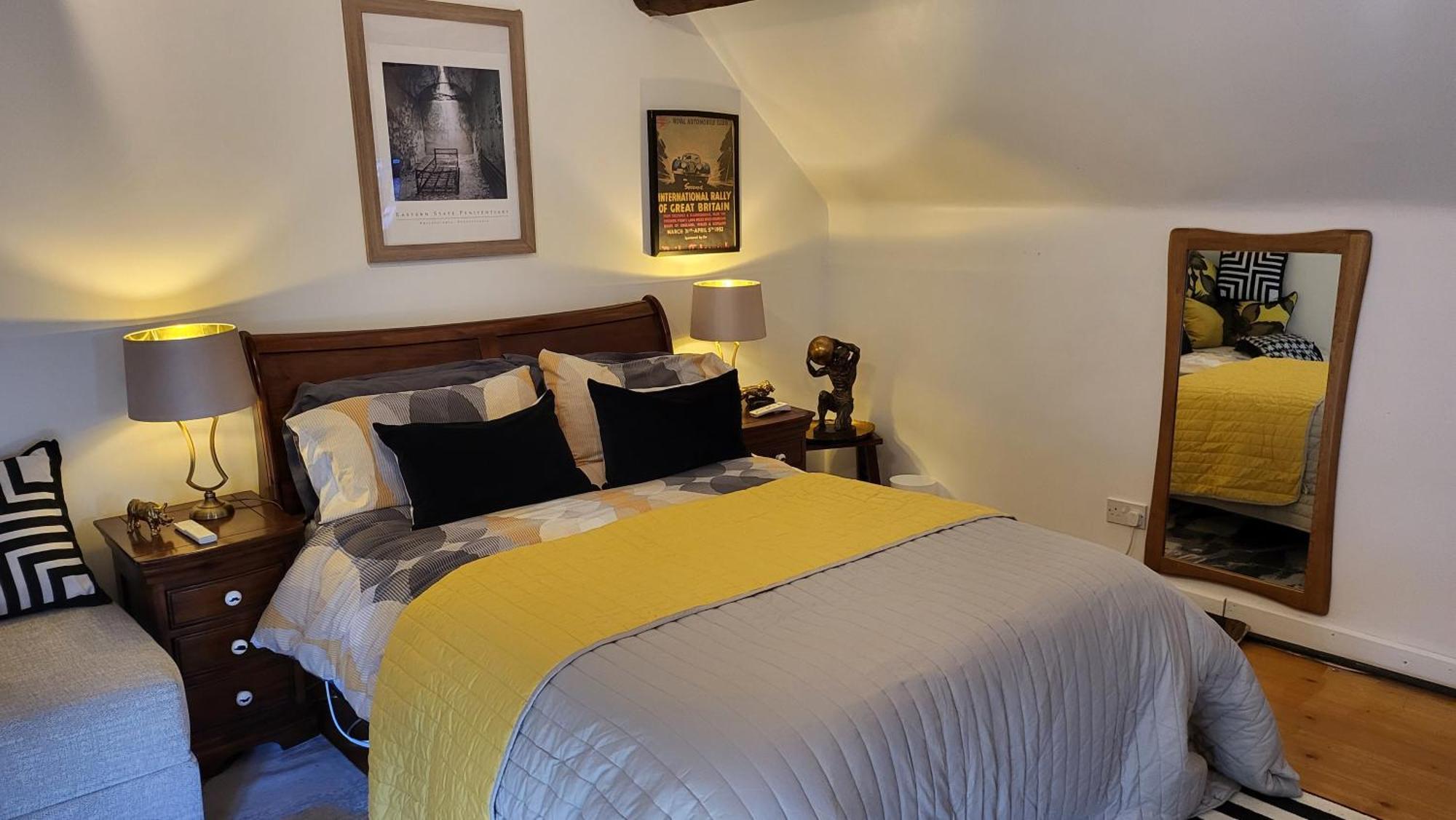 The Hanging Gate Coach House Telford Extérieur photo